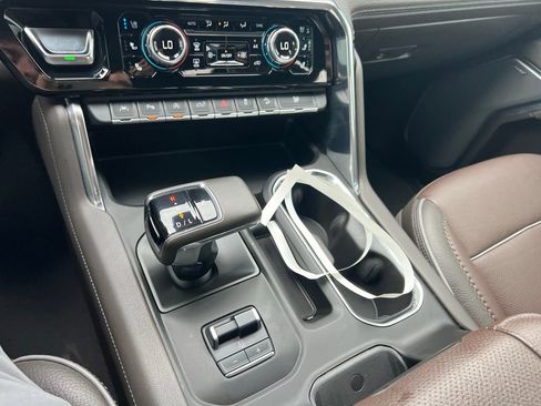 Used 2023 GMC Sierra 1500 Denali w/ Technology Package image 70