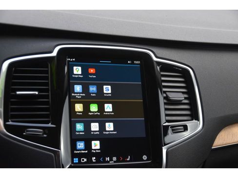 Certified 2023 Volvo XC90 B5 Plus image 21