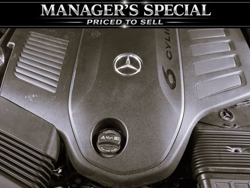 Used 2022 Mercedes-Benz S 500 4MATIC w/ AMG Line Package image 67