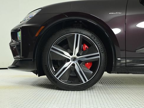 New 2024 Porsche Macan Turbo Electric image 30
