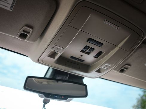 Used 2016 Chevrolet Silverado 2500 High Country w/ Duramax Plus Package image 27