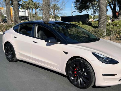 Used 2023 Tesla Model 3 Performance image 32