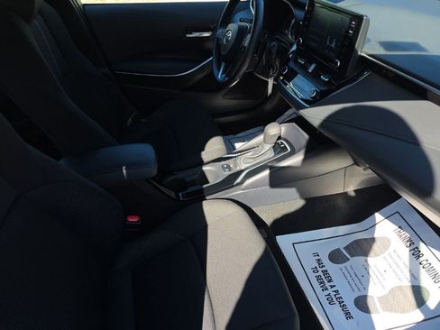 Certified 2022 Toyota Corolla SE image 18