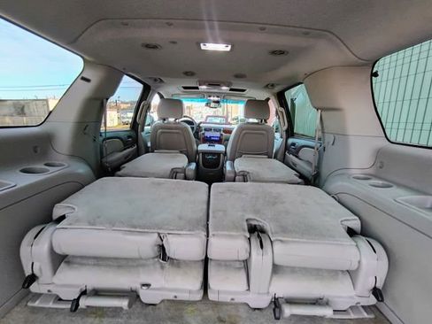 Used 2007 Chevrolet Suburban 2500 LT w/ LT Preferred Equipment Group image 55