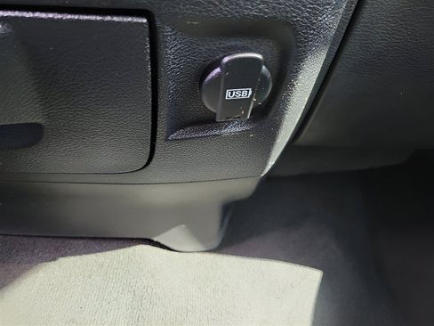 Used 2018 RAM 1500 Express w/ Express Value Package RWD image 25