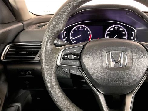 Used 2019 Honda Accord LX image 18