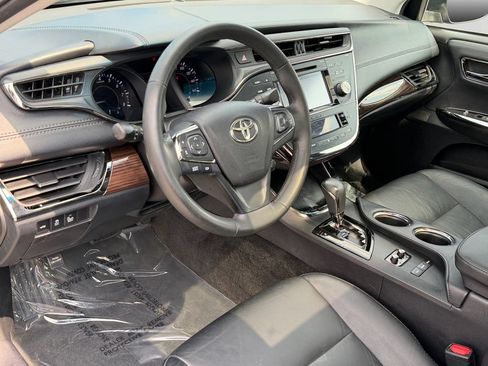 Used 2015 Toyota Avalon XLE Touring FWD image 16