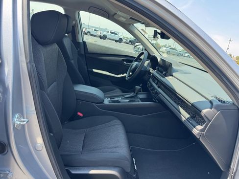 Certified 2025 Honda Accord LX image 18