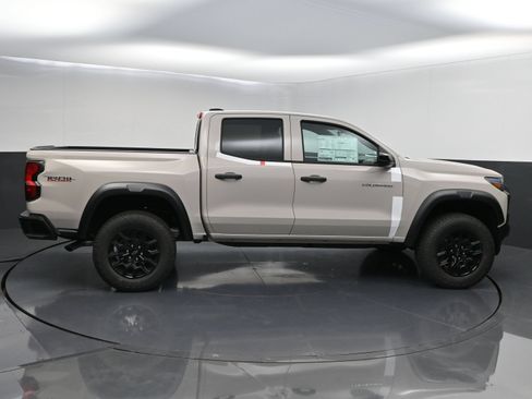New 2026 Chevrolet Colorado Trail Boss AWD/4WD image 8