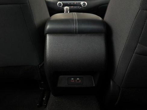 Used 2025 Nissan Altima 2.5 SV FWD image 13