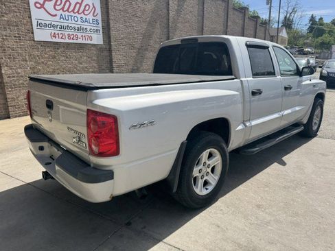 Used 2011 Dodge Dakota Big Horn AWD/4WD image 3