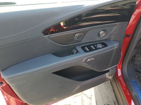 New 2026 Lincoln Nautilus Reserve image 8