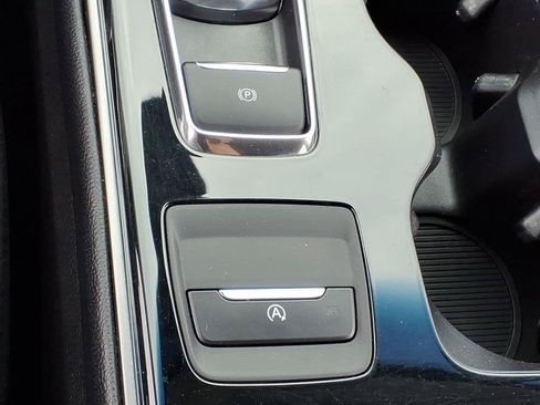 Used 2019 Ford Edge SE AWD/4WD image 19