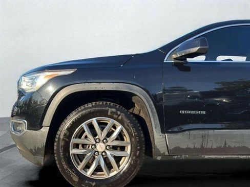 Used 2017 GMC Acadia SLE image 13