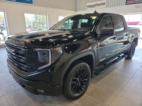 Used 2023 GMC Sierra 1500 Elevation w/ LPO, Elevation Black Package AWD/4WD image 1
