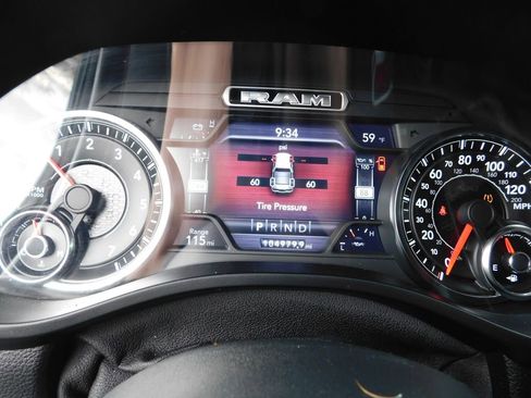 Used 2019 RAM 1500 Big Horn image 5