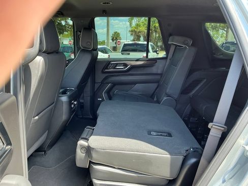 Used 2025 GMC Yukon Elevation AWD/4WD image 38
