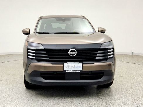 Used 2025 Nissan Kicks SV FWD image 2