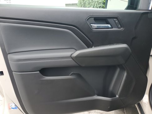 New 2026 GMC Canyon Elevation w/ Convenience Package RWD image 18