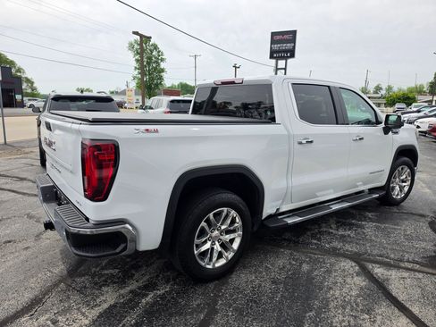 Used 2019 GMC Sierra 1500 SLT w/ Driver Alert Package I AWD/4WD image 4