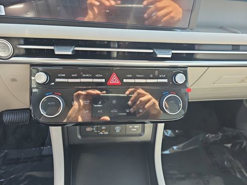 New 2026 Hyundai Tucson SEL image 25