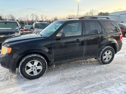 Used 2012 Ford Escape XLT image 2