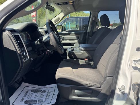 Used 2019 RAM 1500 Classic Warlock image 10