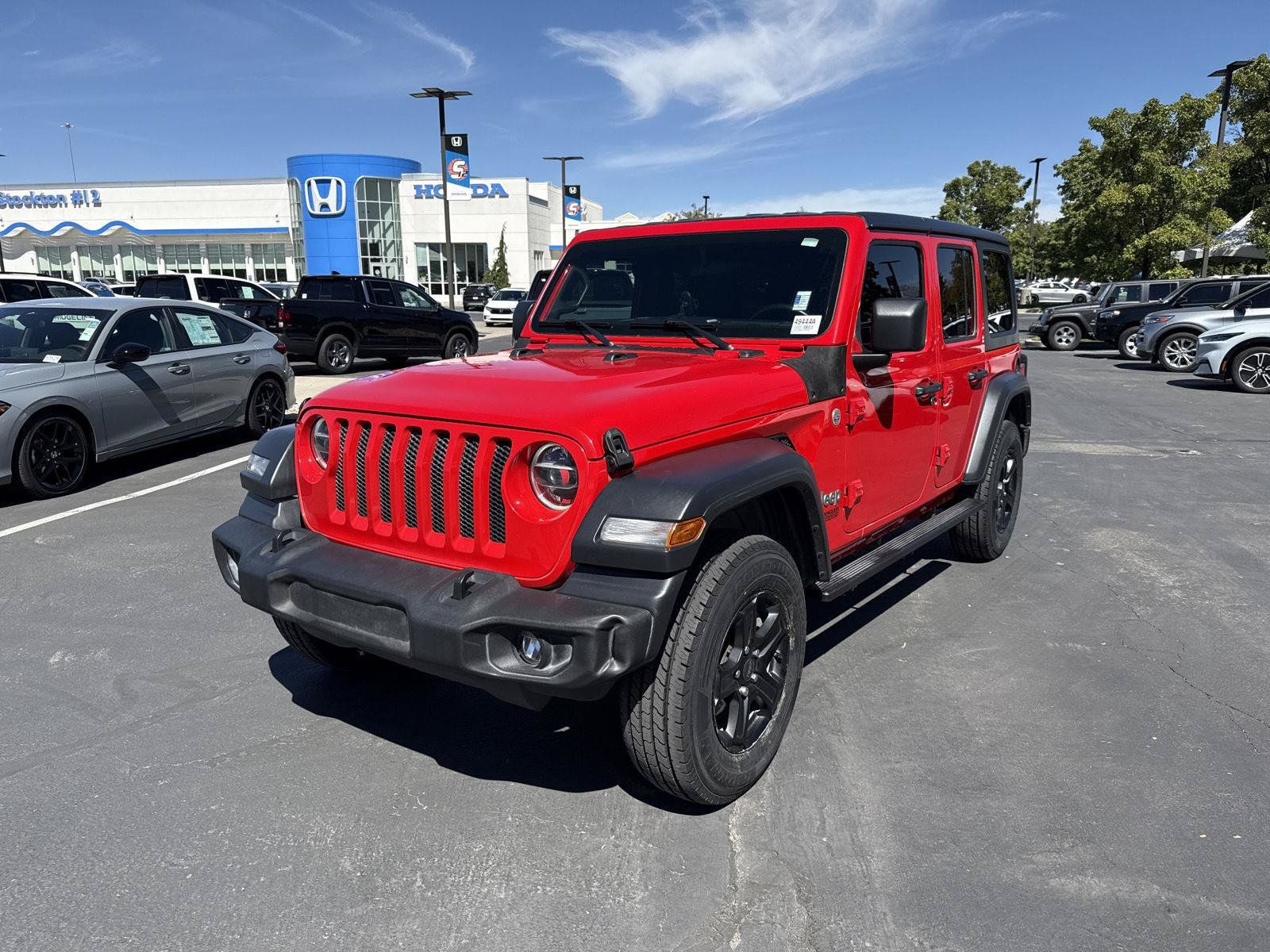 Used 2020 Jeep Wrangler Unlimited Sport S AWD/4WD image 2