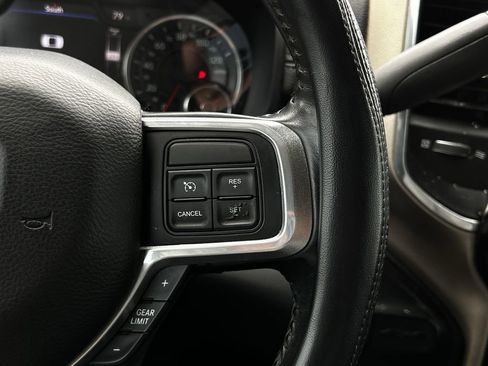 Used 2019 RAM 3500 Laramie AWD/4WD image 17
