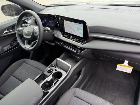 New 2026 Chevrolet Equinox LT w/ Safety and Technology Package image 9
