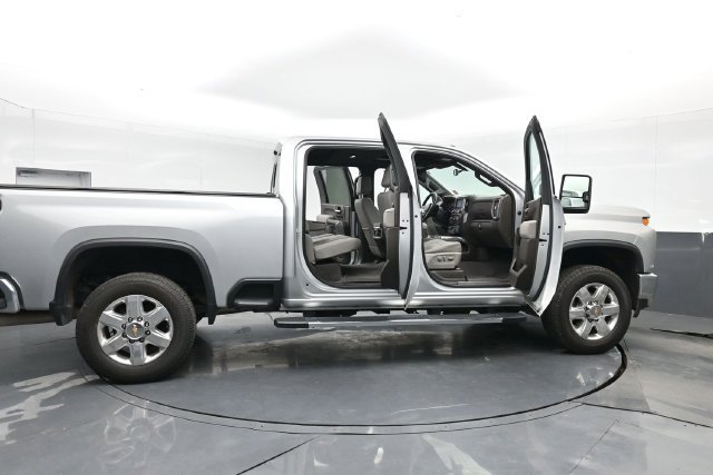 Used 2022 Chevrolet Silverado 3500 LTZ w/ LTZ Plus Package AWD/4WD image 53