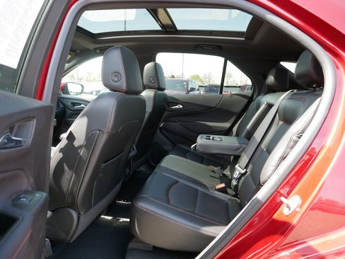 Used 2024 Chevrolet Equinox RS w/ RS Leather Package AWD/4WD image 34