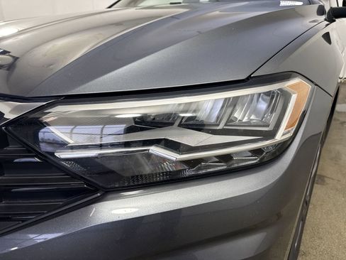 Used 2019 Volkswagen Jetta R-Line w/ R-Line Cold Weather Package image 26