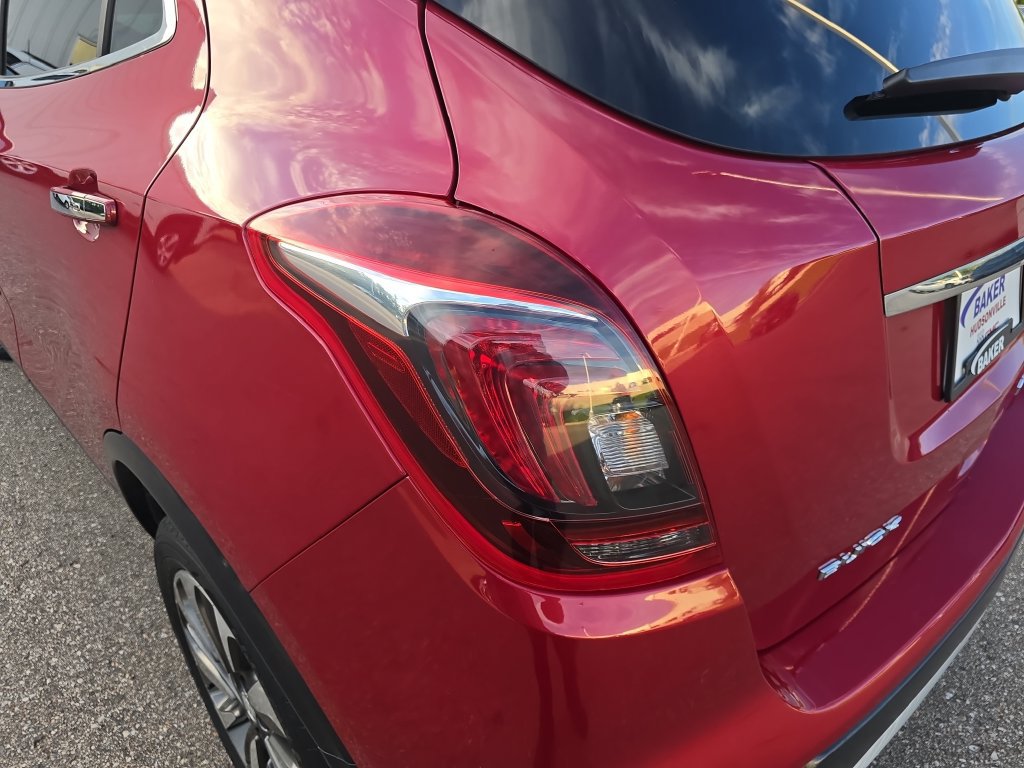 Used 2017 Buick Encore Essence AWD/4WD image 38