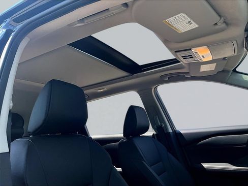 New 2026 Nissan Rogue Dark Armor AWD/4WD image 32