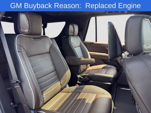 Used 2025 GMC Yukon Denali Ultimate AWD/4WD image 18