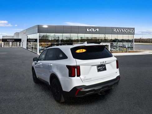 Certified 2024 Kia Sorento SX Prestige AWD/4WD image 5