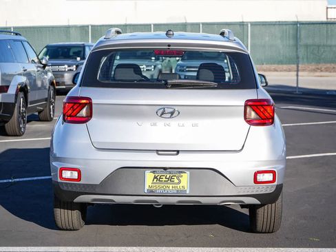 New 2026 Hyundai Venue SEL image 7