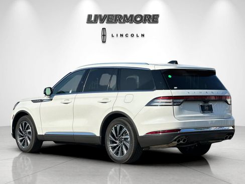 New 2026 Lincoln Aviator 2WD image 5