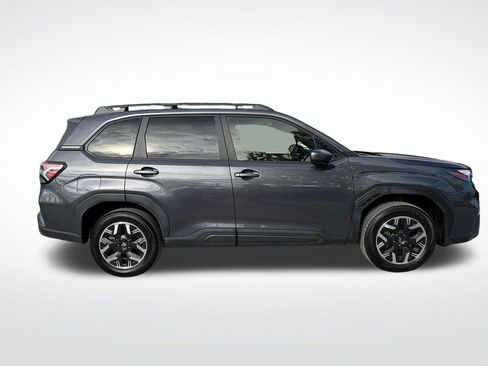 Certified 2025 Subaru Forester Premium AWD/4WD image 16