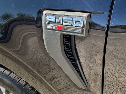 Used 2022 Ford F150 XL w/ STX Appearance Package image 15