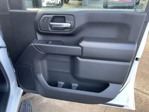 New 2026 Chevrolet Silverado 3500 W/T image 31