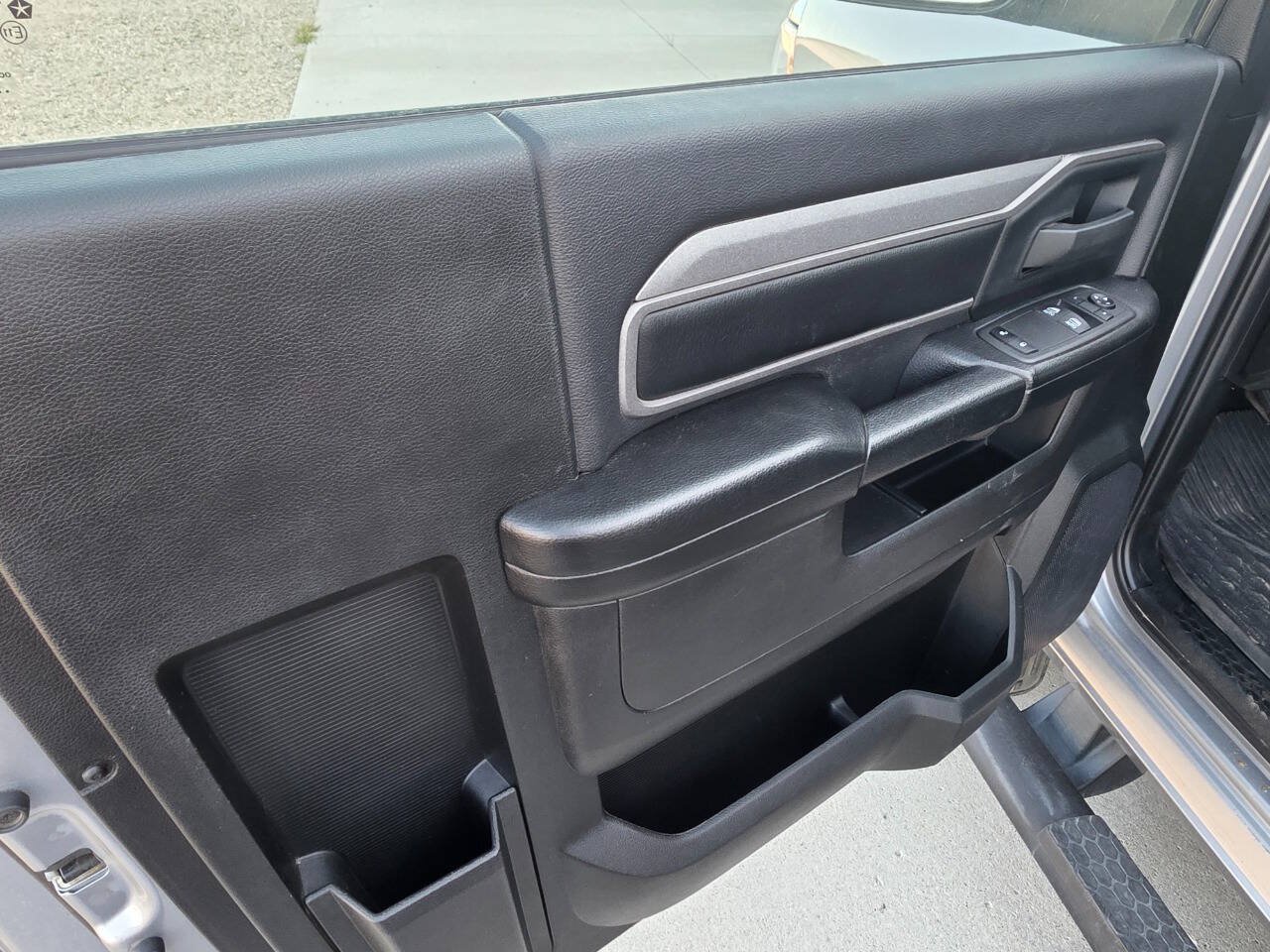 Used 2022 RAM 3500 Tradesman AWD/4WD image 13