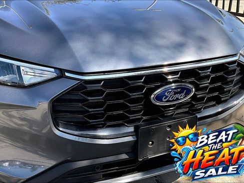 Used 2025 Ford Escape ST-Line FWD image 32