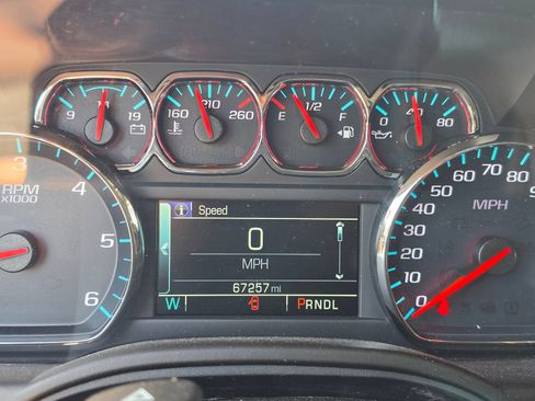 Used 2019 Chevrolet Tahoe LT w/ RST Edition AWD/4WD image 17