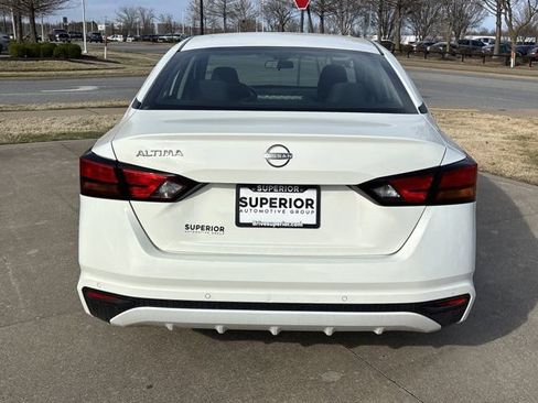 Used 2024 Nissan Altima 2.5 S image 5