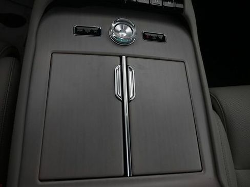 Certified 2025 Lincoln Navigator Reserve AWD/4WD image 20
