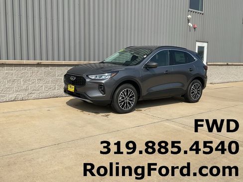 New 2025 Ford Escape SE image 1