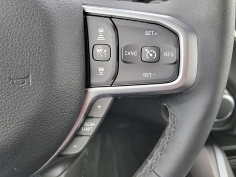 Used 2025 RAM 1500 Big Horn AWD/4WD image 18