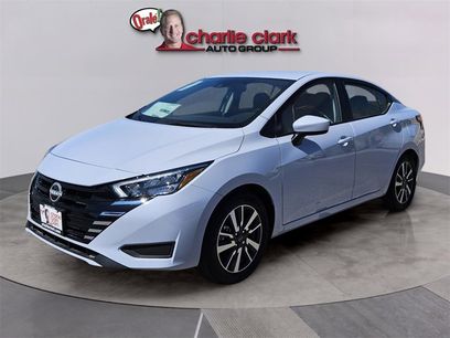 New 2025 Nissan Versa SV w/ Trunk Package